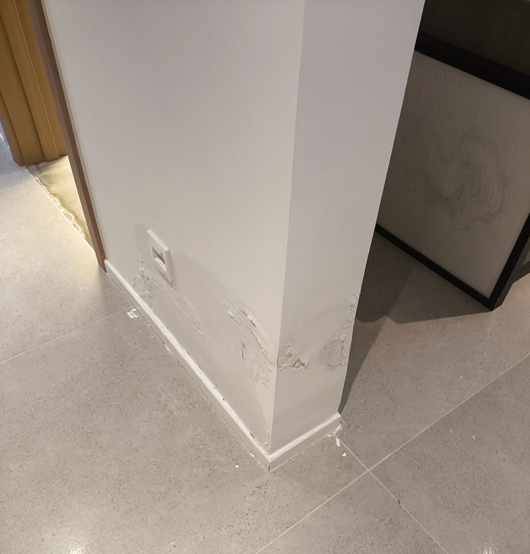墙面漏水维修1
